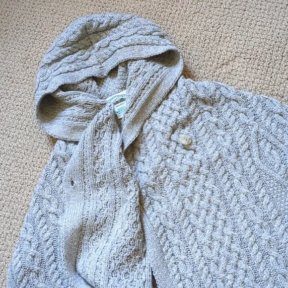 Aran Craft Merino Wool Button Cape Poncho - Picture 5 of 16